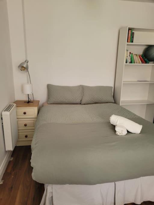 Stylish 4 Bedroom Dublin House Esterno foto